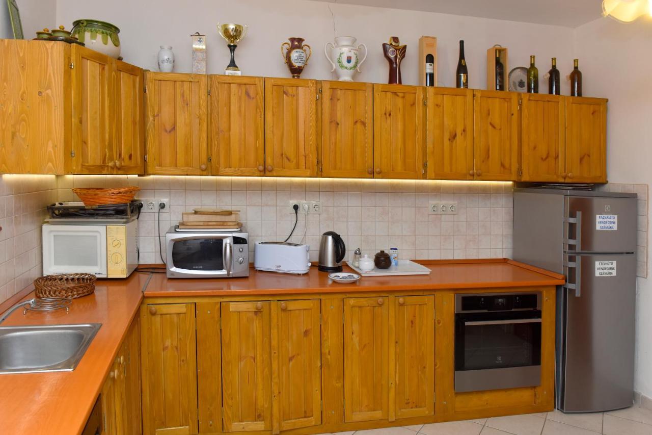 Nyakiglab Villa Szegi Ngoại thất bức ảnh